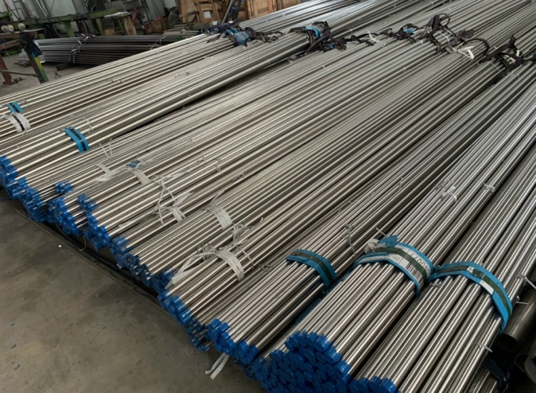 LÁP TRÒN ĐẶC 304- PHI 9|STAINLESS STEEL 304 ROUND BAR , Diameter 9mm