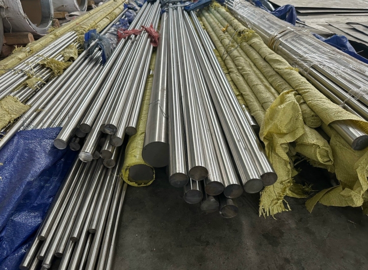 LÁP TRÒN ĐẶC 304- PHI 12|STAINLESS STEEL 304 ROUND BAR , Diameter 12mm