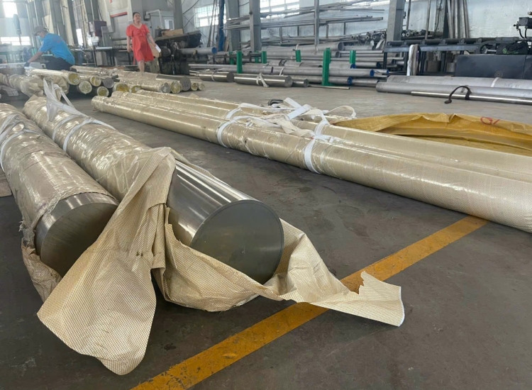 LÁP TRÒN ĐẶC 316- PHI 240|STAINLESS STEEL 316 ROUND BAR , Diameter 240mm