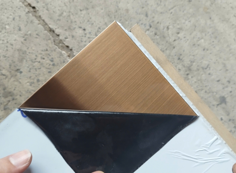 TẤM INOX XƯỚC VÀNG