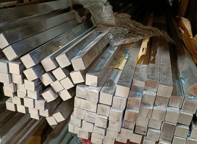 LÁP INOX  VALBRUNA - ITALIA