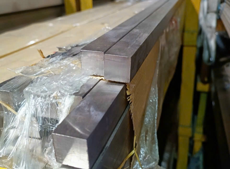 THANH LÁP VUÔNG ĐẶC INOX 304|316 - 70x70|Stainless Steel Square Bar 70 x 70 - 304|316