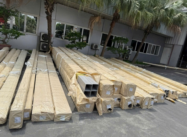 HỘP VUÔNG INOX 304/316 60 x 60 x 6.0MM