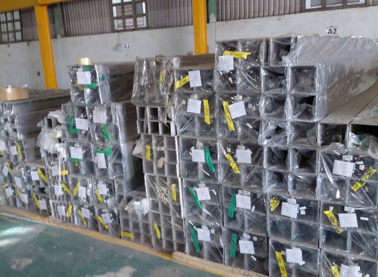 HỘP VUÔNG INOX 304/316 70 x 70 x 3.0MM