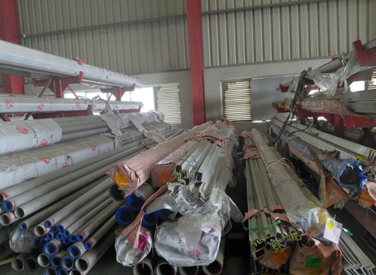 VÊ ĐÚC INOX 316/316L: 30 x 30 x 3.0 x 6 M