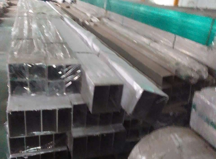 HỘP INOX CHỮ NHẬT 304|316 -  80 x 140 x 4.0 MM